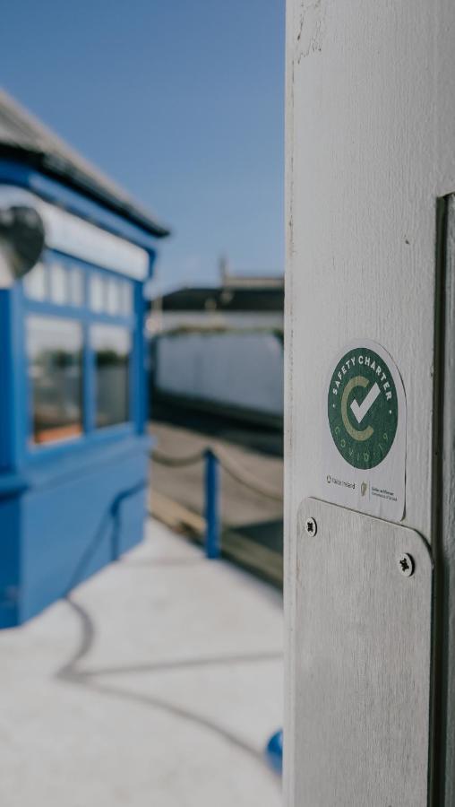 The Wooden House Hotell Kilmore Quay Eksteriør bilde