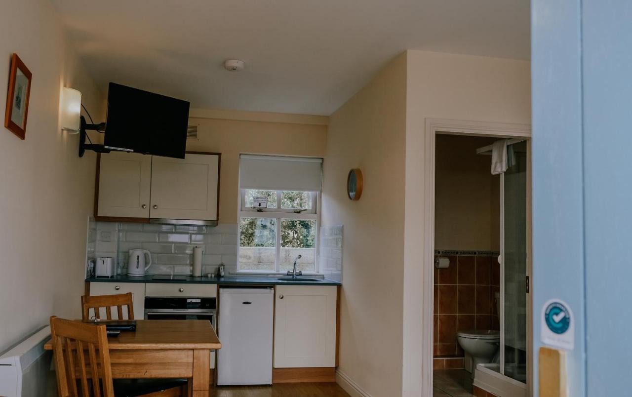 The Wooden House Hotell Kilmore Quay Eksteriør bilde